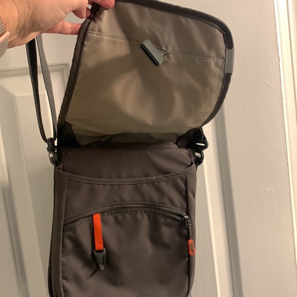 STM crossover bag - Picture 6 of 8